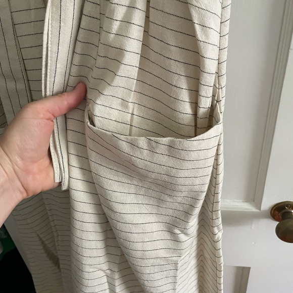 Never worn skirt cross-cross overalls Size S - Picture 7 of 7